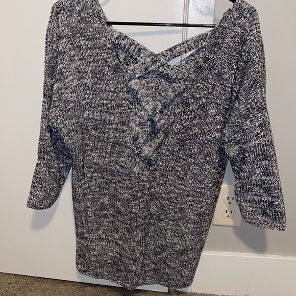Express quarter sleeve sweater - Picture 6 of 7